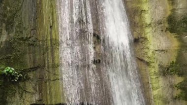 Güzel tropik şelale Filipinleri, Cebu