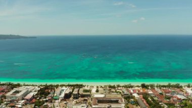 Beyaz kumlu plajlı Boracay Adası, Filipinler