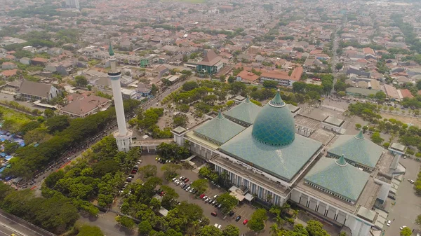 Τζαμί Al Akbar στην Σουραμπάγια Ινδονησία. — Φωτογραφία Αρχείου