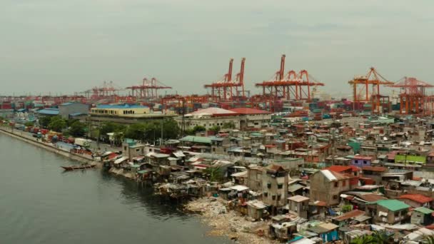 컨테이너가 있는 산업 항구, 필리핀 마닐라. — 비디오