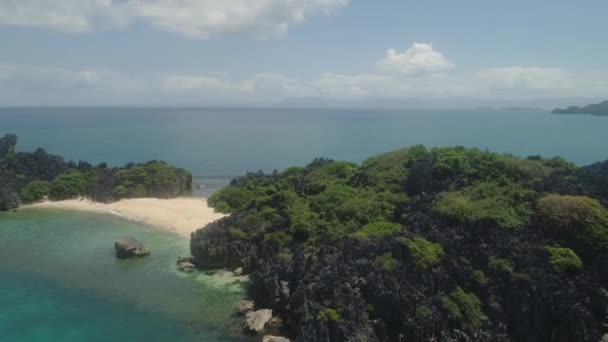 Seascape of Caramoan Islands, Camarines Sur, Φιλιππίνες. — Αρχείο Βίντεο