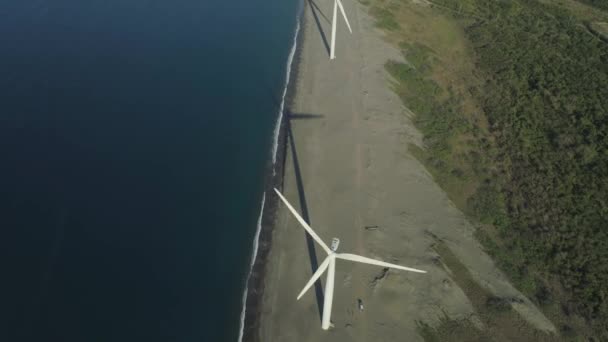 Solgård med vindmøller. Filippinerne, Luzon – Stock-video