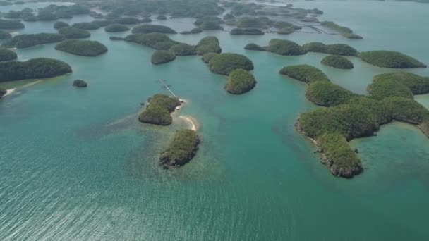 Uppsättning öar i havet. Filippinerna. — Stockvideo