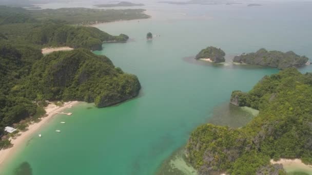 Caramoan Adaları Deniz Burnu, Camarines Sur, Filipinler. — Stok video