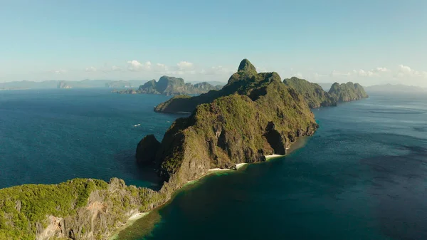 具有热带岛屿El Nido的海景，菲律宾巴拉旺 — 图库照片