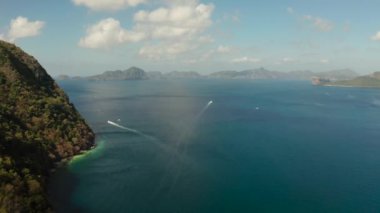 Tropik adaları olan deniz burnu El Nido, Palawan, Filipinler