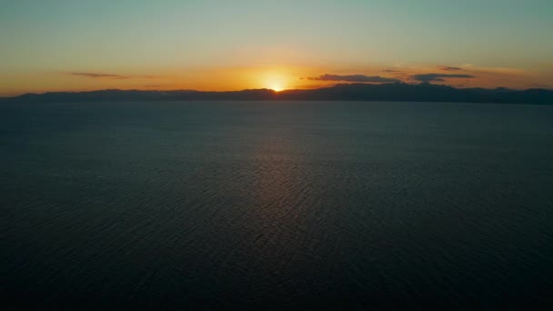Pôr do sol sobre o mar. Boracay, Filipinas — Vídeo de Stock
