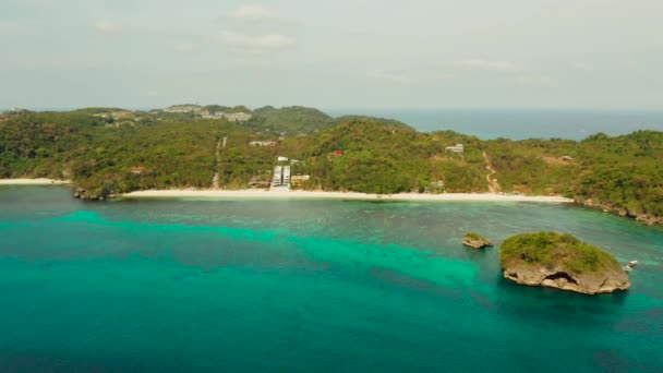Zeegezicht met beah op het eiland Boracay, Filipijnen. — Stockvideo
