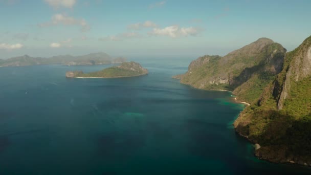 Seascape s tropickými ostrovy El Nido, Palawan, Filipíny — Stock video