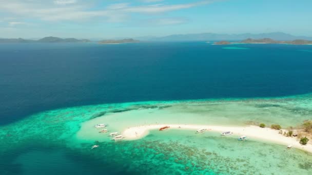 Τροπικό νησί με αμμώδη παραλία, Φιλιππίνες, Palawan — Αρχείο Βίντεο