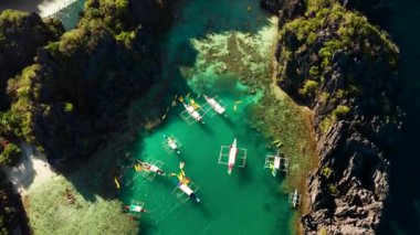 Tropik deniz suyu gölü, Filipinler, El Nido.