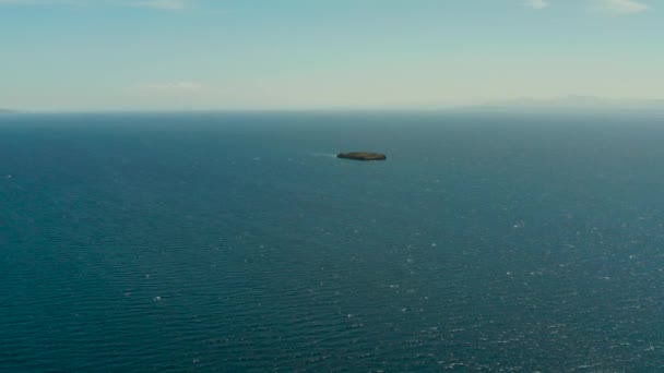 Surface bleue de la mer, vue de dessus