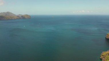 Tropik adaları olan deniz burnu El Nido, Palawan, Filipinler