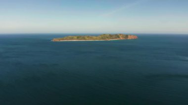 Tropikal ada El Nido, Palawan, Filipinler 'li Deniz Burnu