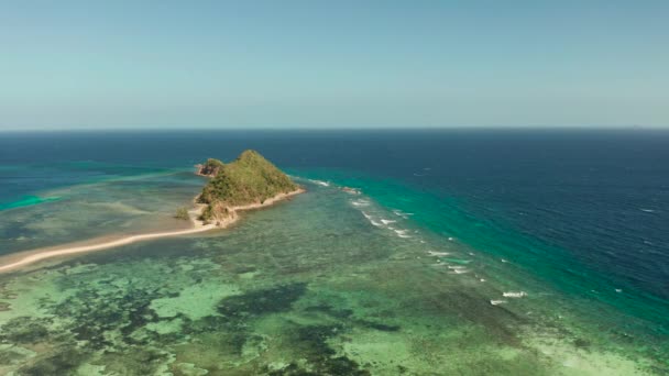 Τροπικό νησί με αμμώδη παραλία, Φιλιππίνες, Palawan — Αρχείο Βίντεο