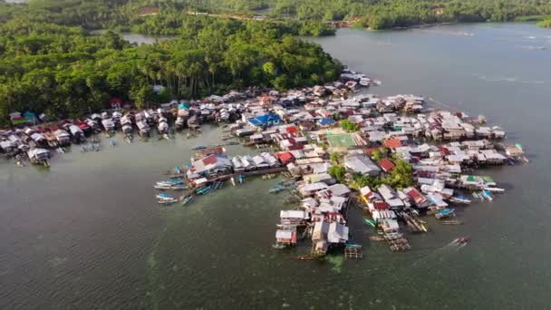 Rybářská vesnice na Filipínách. Mindanao — Stock video