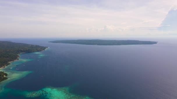 Ilha tropical de Samal e ilha Talikud. Mindanao, Filipinas — Vídeo de Stock