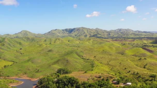 Colline e montagne con vegetazione tropicale. Bohol, Filippine. — Video Stock