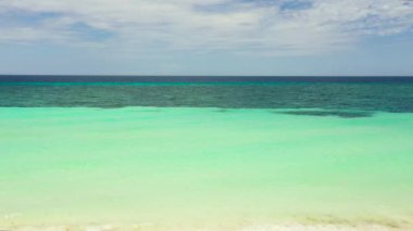 Deniz yüzeyi hava görüntüsü