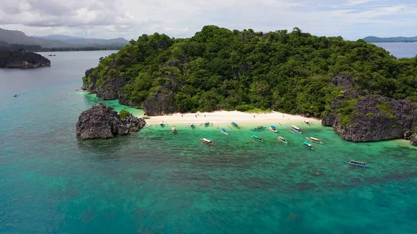 Islas Caramoanas, Camarines Sur, Filipinas. — Foto de Stock