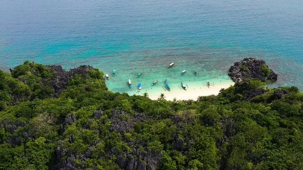 Islas Caramoanas, Camarines Sur, Filipinas. — Foto de Stock