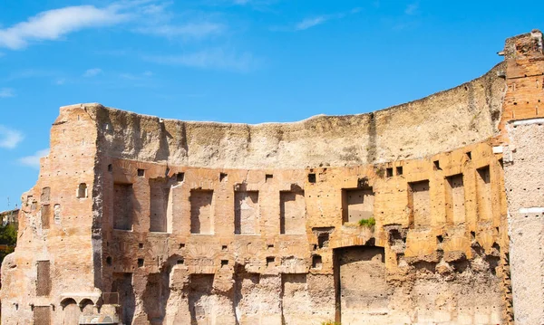 Исторические Римские Руины Структурой Декоративным Красным Кирпичом Риме — стоковое фото