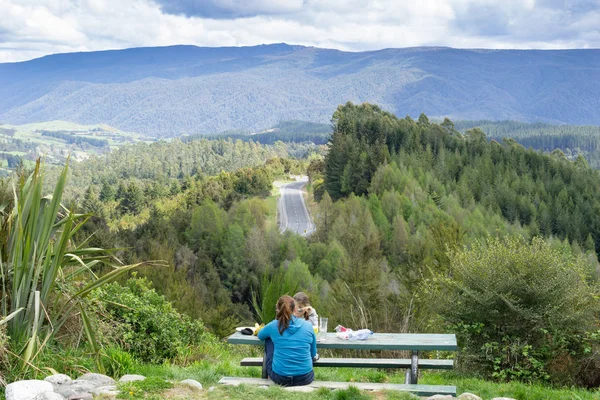 Tasman Okres Nový Zéland Října 2018 Dva Mladí Turisté Zastavit — Stock fotografie