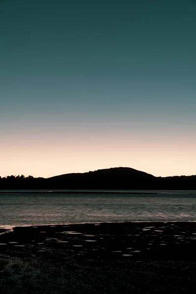 Efecto Retro Desvanecido Colores Intensos Del Cielo Del Amanecer Mientras — Foto de Stock