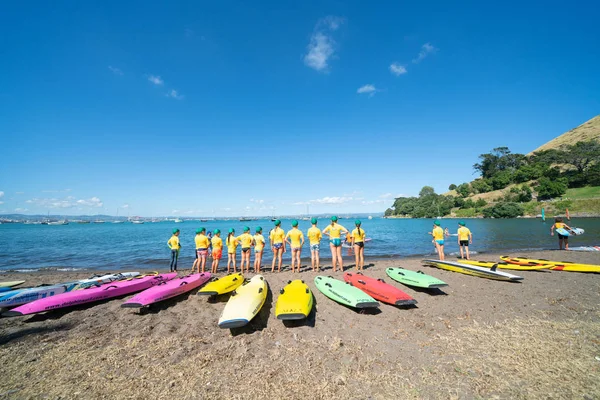 Monte Maunganui Nueva Zelanda Febrero 2019 Niños Desarrollando Confianza Agua —  Fotos de Stock