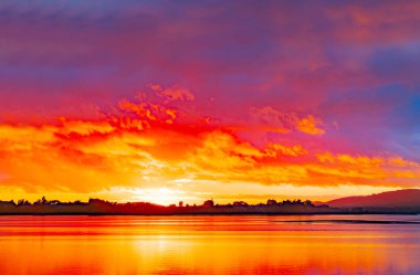 görkemli gündoğumu