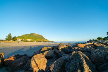 Mount Maunganui plaj geniş açı arka plan