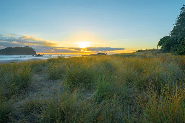 Beach at sunrise — Stock Photo, Image