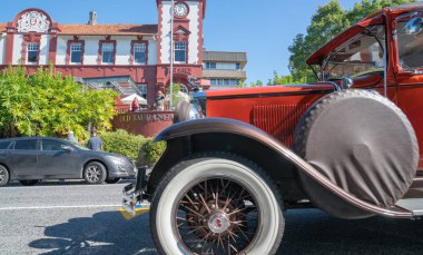 Willow Street Tauranga Vintage araba geçit töreni.