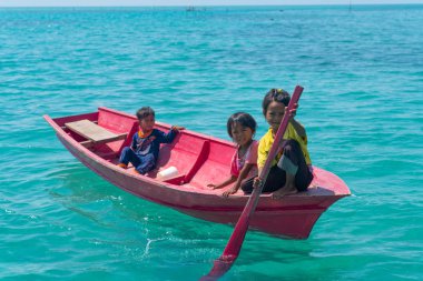 Sabah Borneo deniz çingeneleri