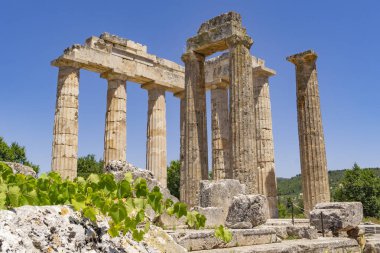 Antik zeus Tapınağı
