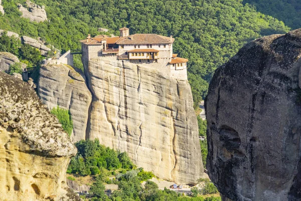 Geologia e rochas enormes de Meteora . — Fotografia de Stock Grátis