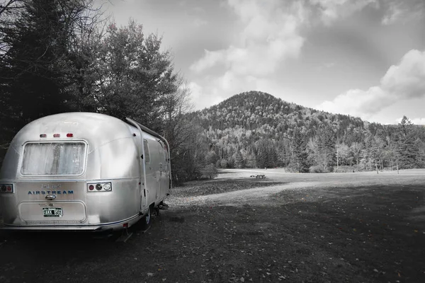 Maine Usa October 2014 American Iconic Travel Trailer Parked Great — Stock Photo, Image