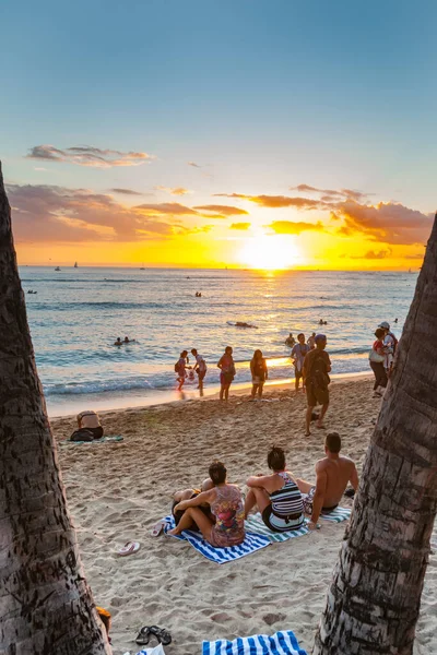 Hawaï États Unis Novembre 2014 Les Touristes Profitent Plage Tropicale — Photo