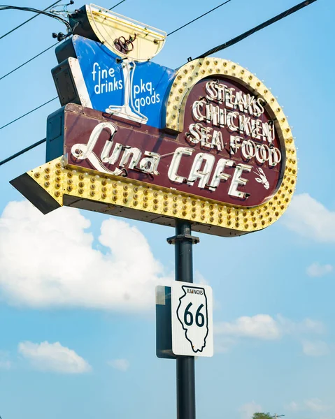 Mitchell Usa Вересня 2015 Rustic Retro Neon Sign Route Luna — стокове фото