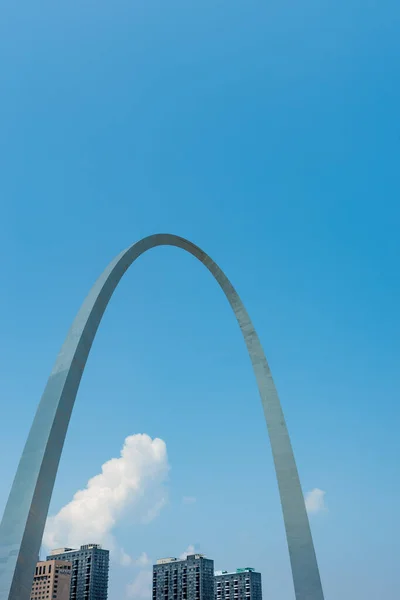 Louis Usa Septiembre 2015 Impresionante Gateway Arch Louis Arcos Sobre — Foto de Stock