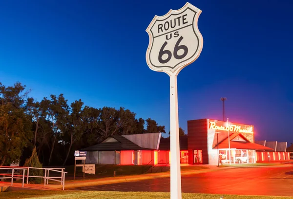 Clinton Usa September 2015 Route Museum Retro Stil Leuchtend Rote — Stockfoto