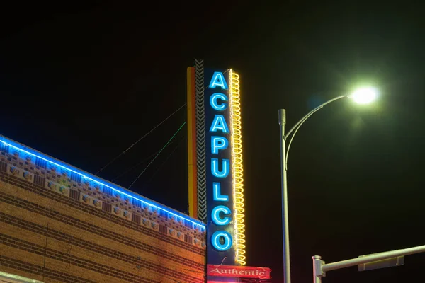 Amariallo Usa Вересня 2015 Acapulco Retro Urban Neon Sign Night — стокове фото