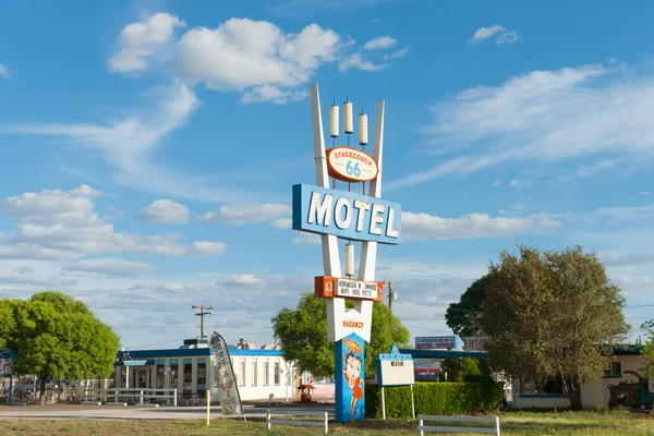 Seligman Usa September 20015 Landmark Sign Stage Coach Motel Retro — Stock Photo, Image