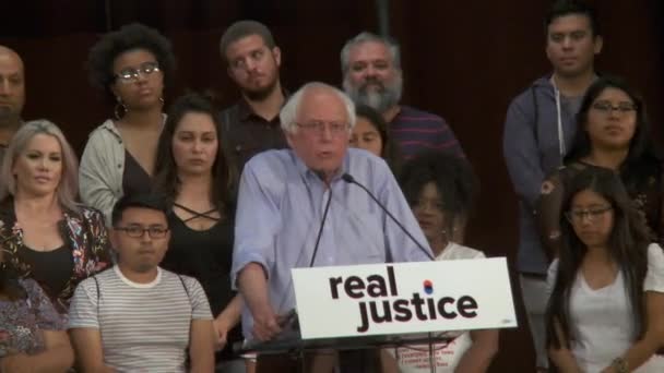 Discussione Sulla Giustizia Penale Bernie Sanders Include Condotta Della Polizia — Video Stock