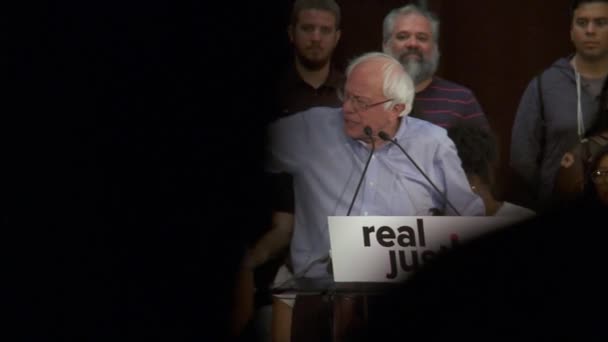 Bernie Sanders Insta Gastar Dinero Educación Cárceles Junio 2018 Mitin — Vídeos de Stock