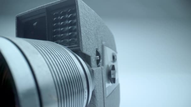 部品と古いリヴィア モデル 119 フィルム カメラの詳細 Ecu を閉じるマクロ製品の極端なショット — ストック動画