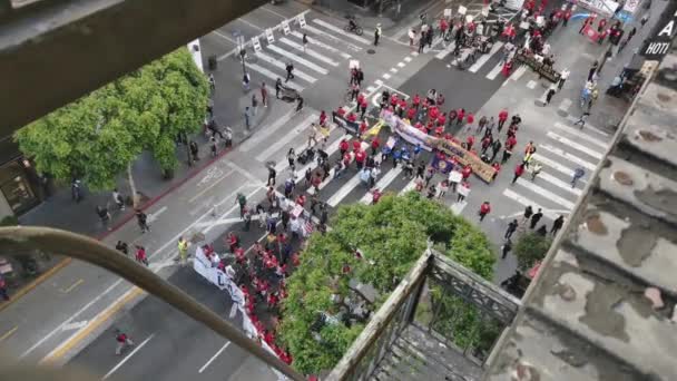 Marcia Della Folla Dtla Vista Volo Uccello Della Folla Nel — Video Stock