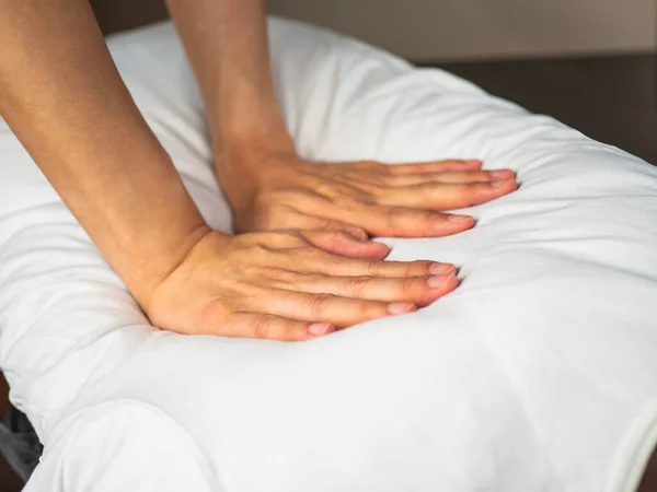 Handen Massage Schouderblad Close — Stockfoto