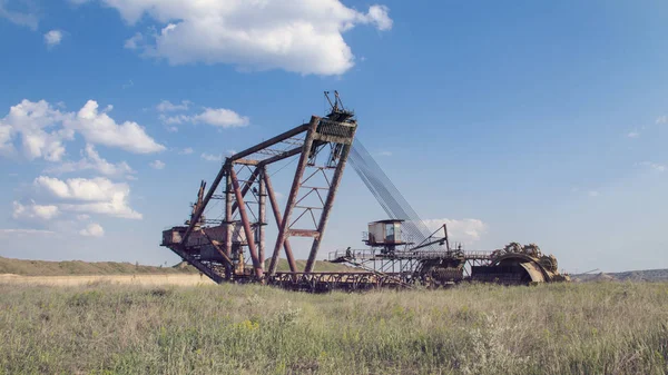 Die Arbeitsmaschinen Steinbruch Zur Gewinnung Von Manganerz — Stockfoto