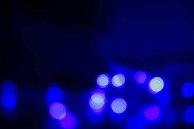 Işıklar boche çelenk, arka plan mavi